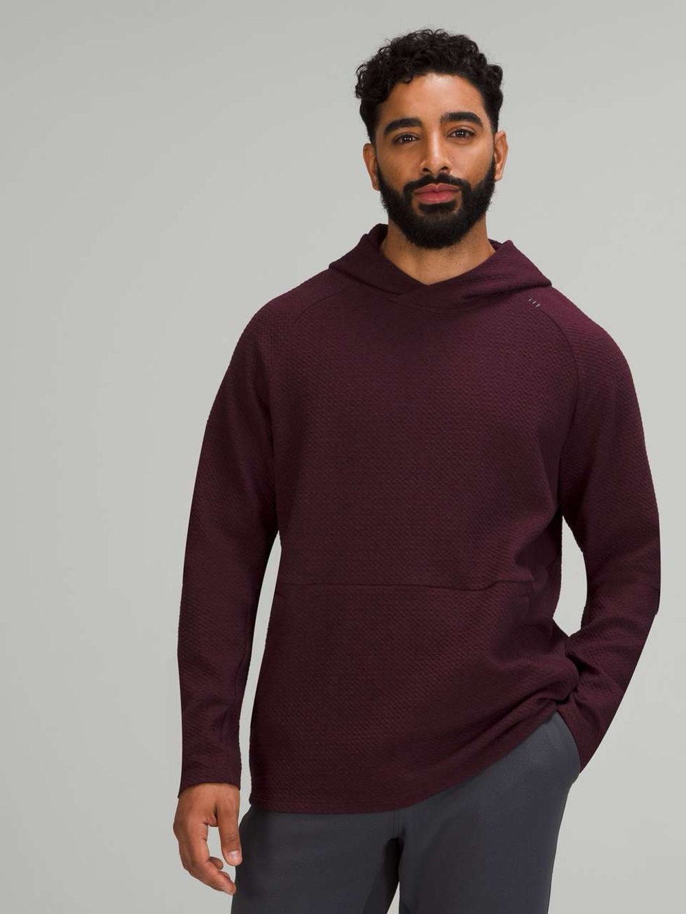 lululemon athletica Men's Hooded Long-Sleeve Shirt - Burgundy
